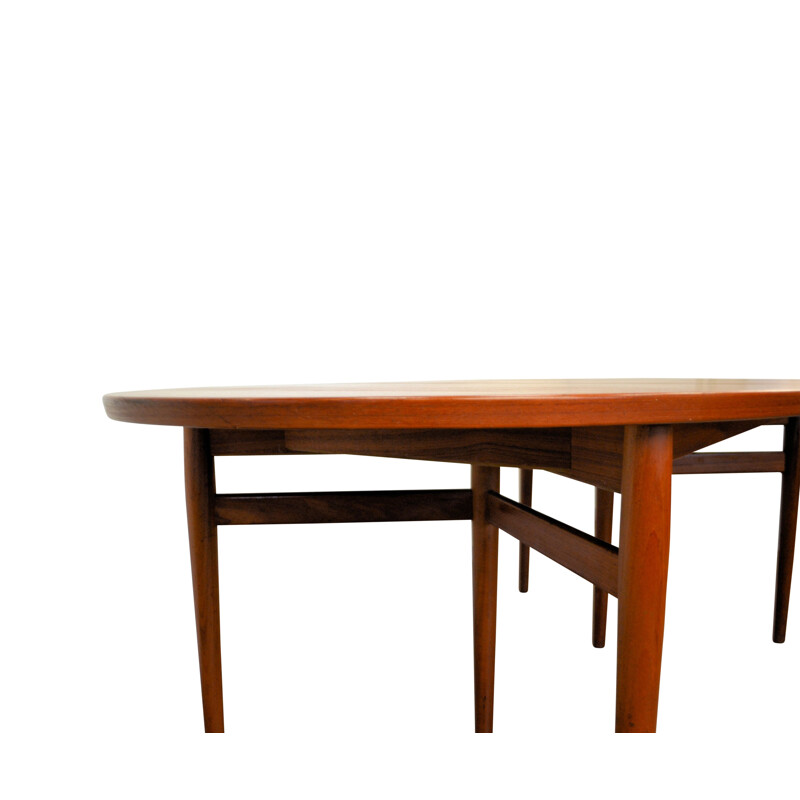 Model 212 teak dining table by Arne Vodderover - 1960s 