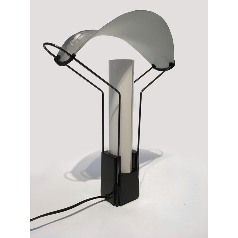 Vintage lacquered metal table lamp by King and Miranda for Arteluce, 1980