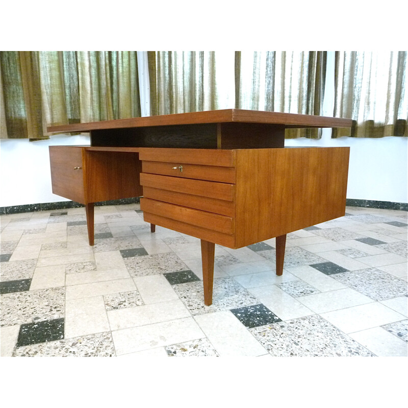 Desk in wood produced by Leo BUB Wertmöbel - 1960s