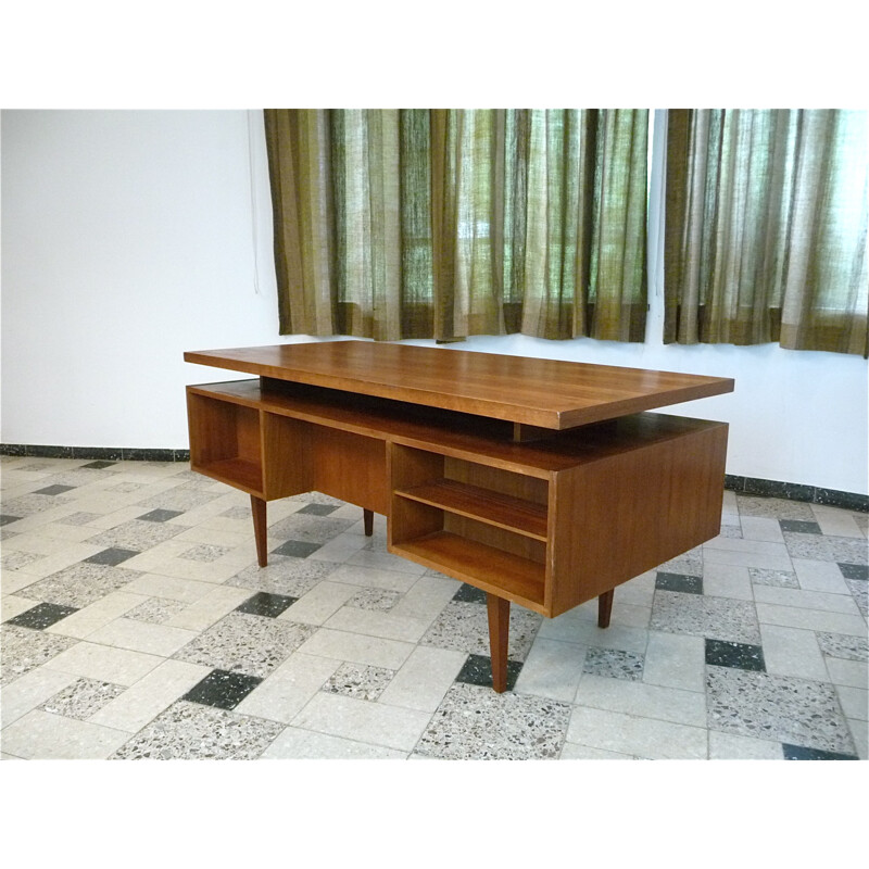 Desk in wood produced by Leo BUB Wertmöbel - 1960s