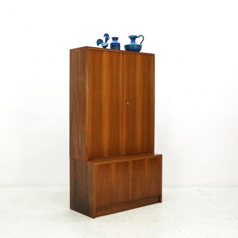 Cabinet in walnut produced by DWM Deutsche Werkmöbel - 1960s