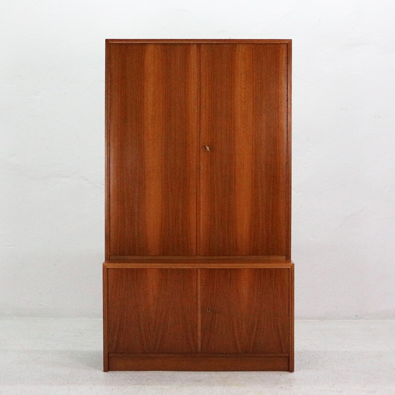 Cabinet in walnut produced by DWM Deutsche Werkmöbel - 1960s