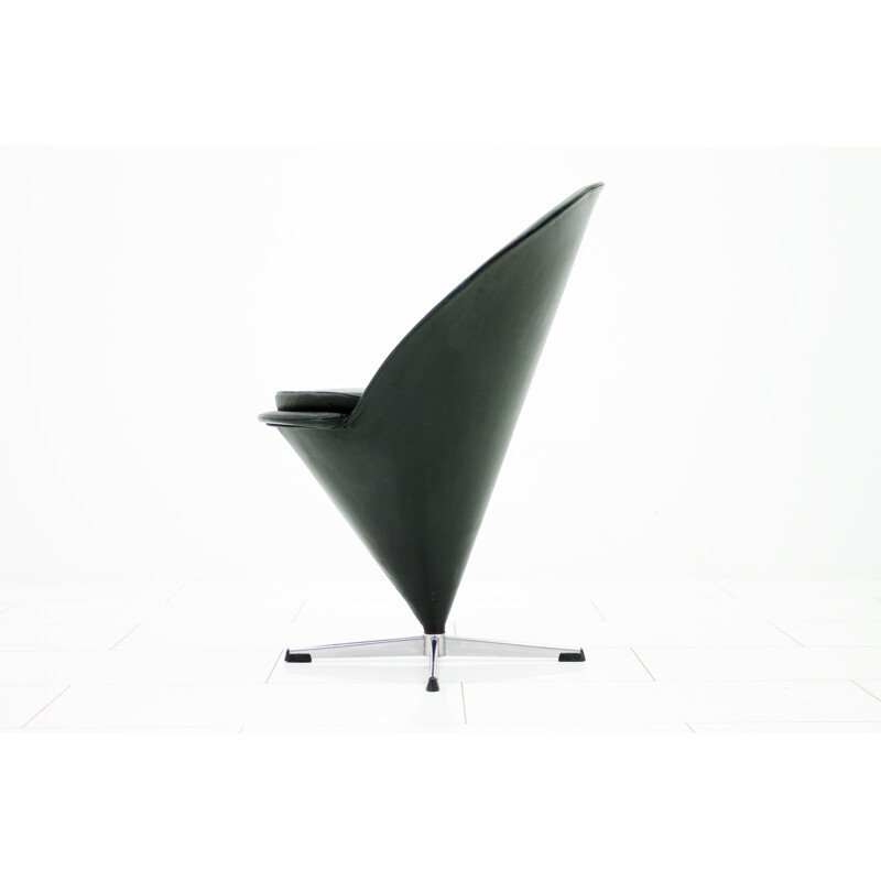 Chaise "Cone" noire en cuir d'origine de Verner Panton - 1950