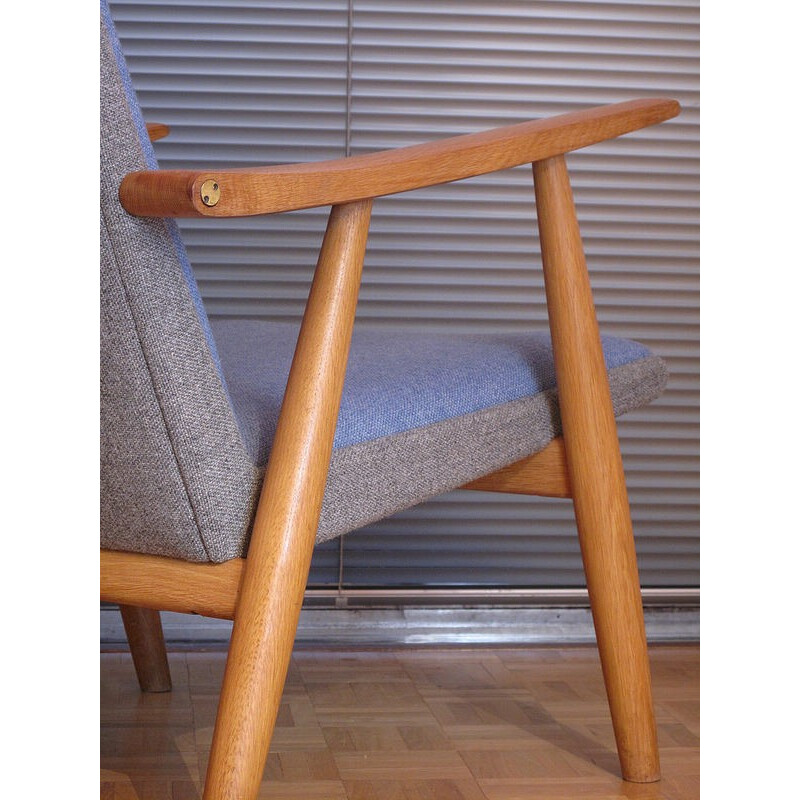 Hans Wegner GE260 bicolour lounge chair in solid oak wood - 1950s