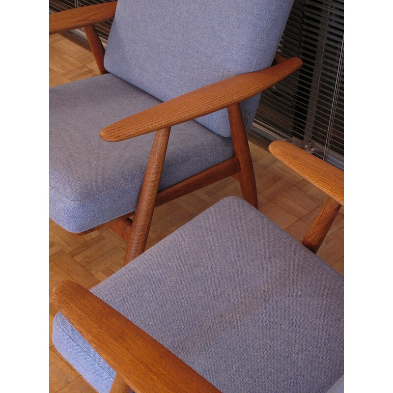 Pair of blue cigar "GE240" armchairs by Hans Wegner for Getama - 1950s