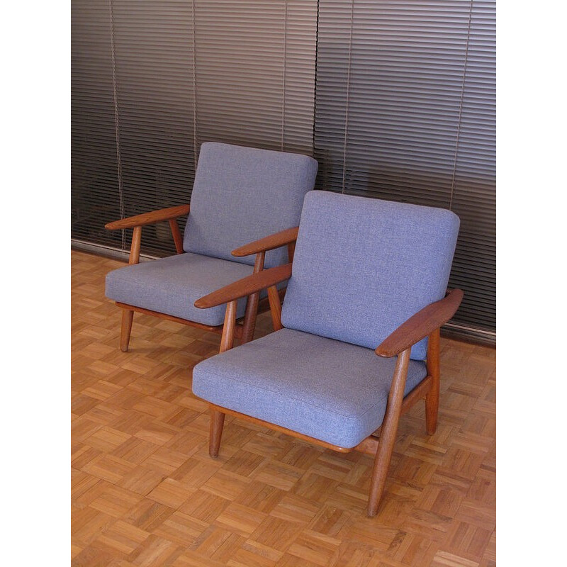 Pair of blue cigar "GE240" armchairs by Hans Wegner for Getama - 1950s