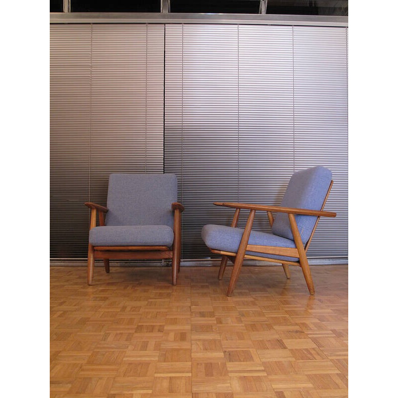 Pair of blue cigar "GE240" armchairs by Hans Wegner for Getama - 1950s