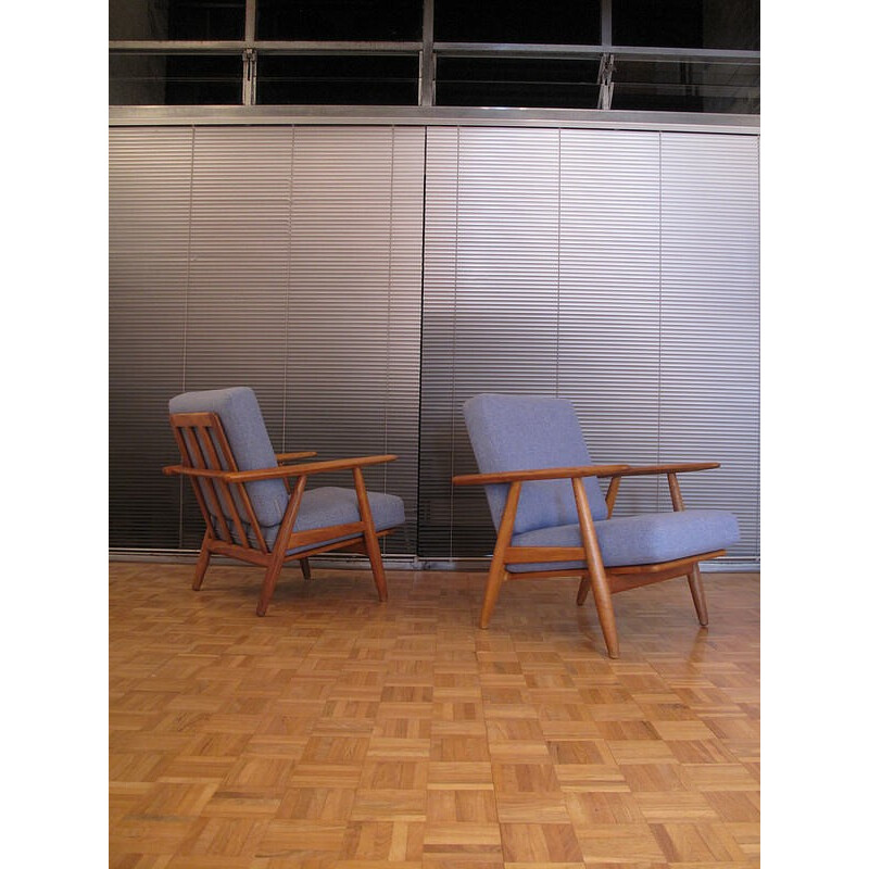 Pair of blue cigar "GE240" armchairs by Hans Wegner for Getama - 1950s