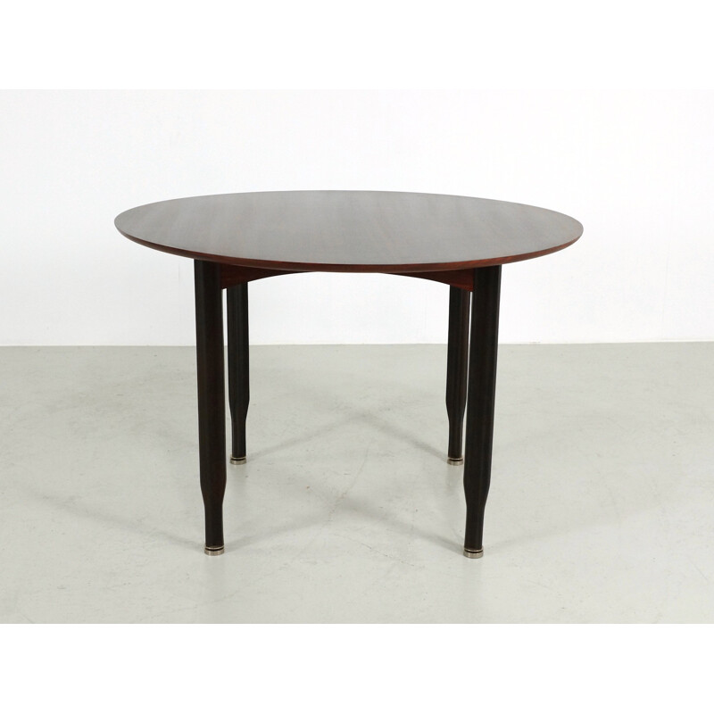 Round dining table in rio rosewood - 1960s