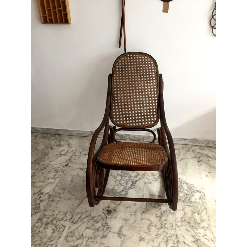 Mid-century rocking chair in bentwood - 1950s