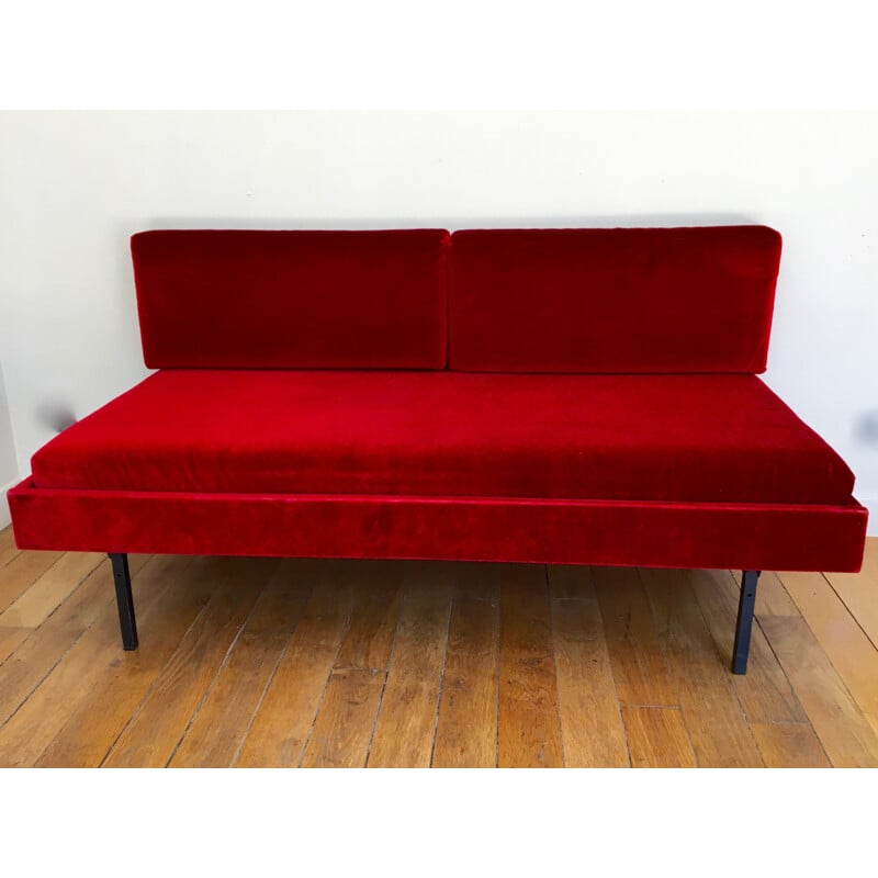 Red velvet mid-century daybed - 1960s