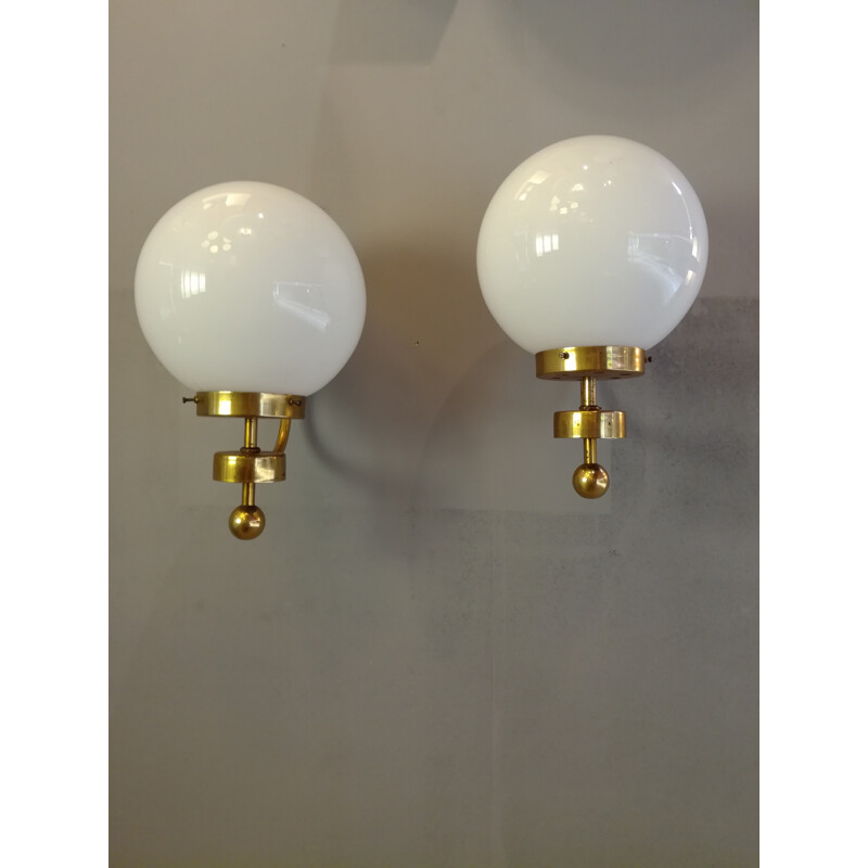 Bistro-style md-century orb wall light - 1970