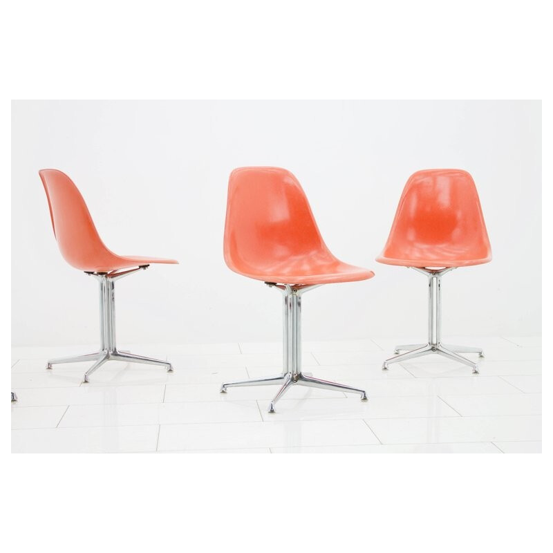 Set of 4 fiberglass side chairs with La Fonda Base by Charles & Ray Eames - 1960s