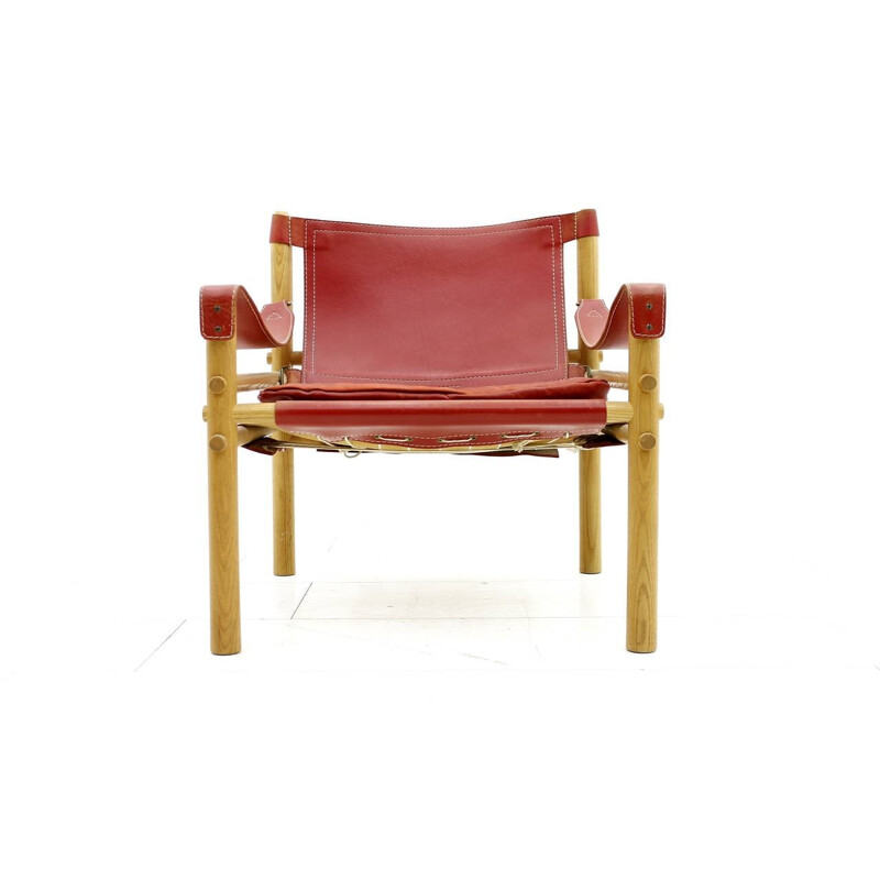 Arne Norell Safari lounge chair in red leather, Sweden - 1960s