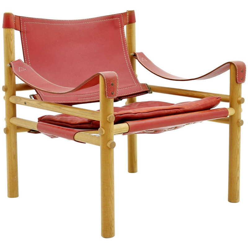 Arne Norell Safari lounge chair in red leather, Sweden - 1960s