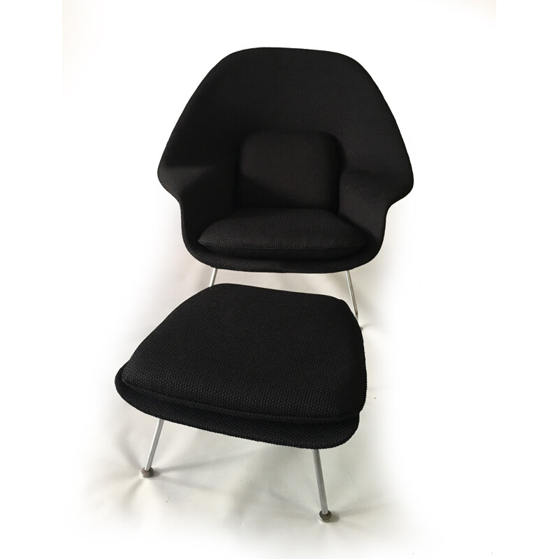 Black Womb chair with ottoman Eero Saarinen for Knoll International - 1940
