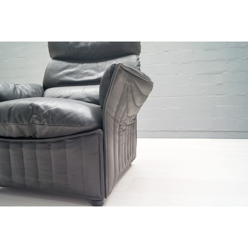 Vintage leather armchair produced by Airborne International - 1980s