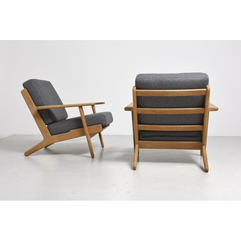 Pair of armchair in grey wool by Hans Wegner for Getama - 1950s