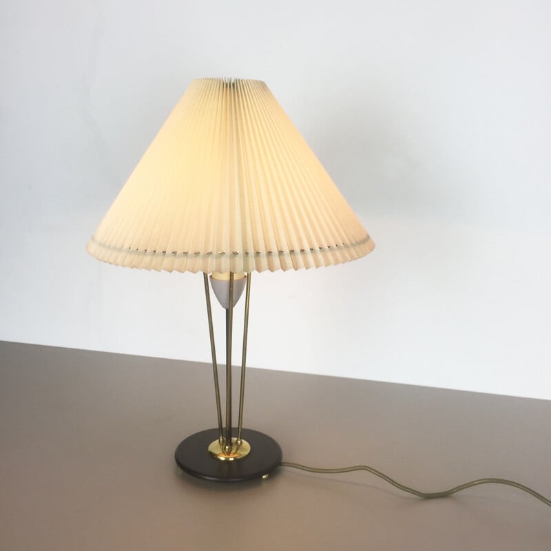 Lampe vintage avec abat-jour plissé beige, Italie 1960