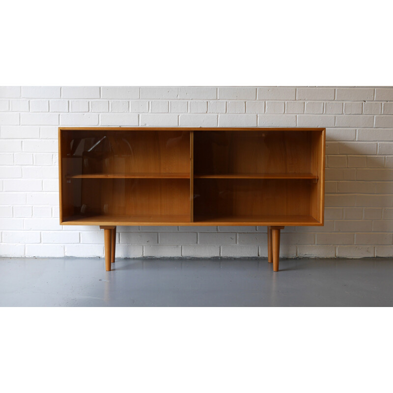 Vintage bookcase by Robin Day for Hille - 1950s