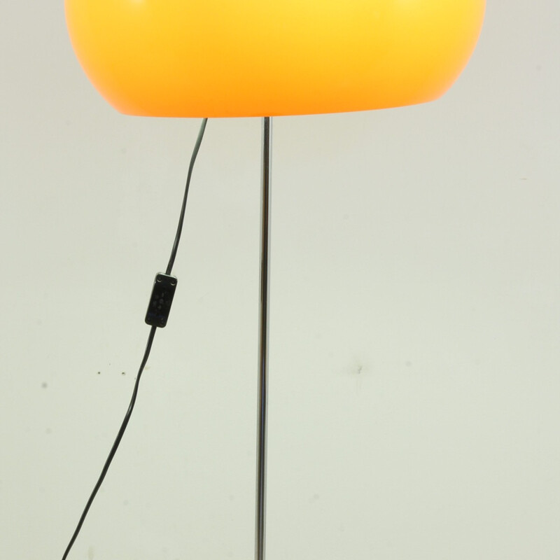 Vintage yellow floor lamp in plexiglass - 1970s