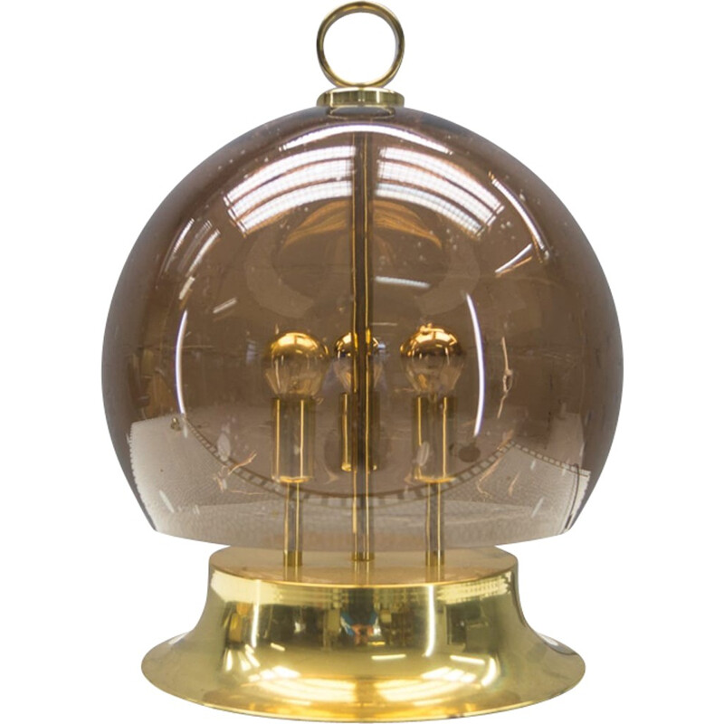 Vergoldete Vintage-Lampe mit einer rauchigen, mundgeblasenen Kugel, 1960