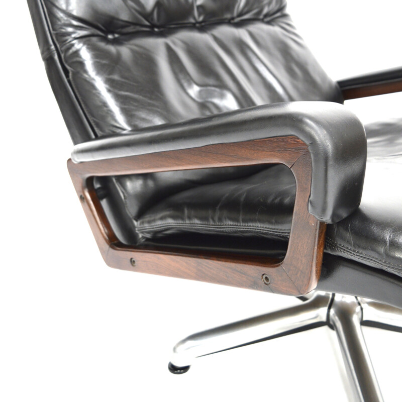 Fauteuil Lounge pivotant King d'André VanDenBeuck pour STRASSLE - 1960