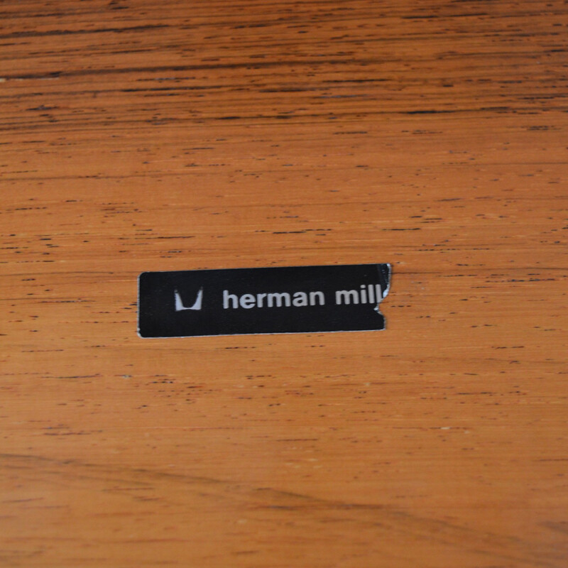 Fauteuil lounge et Ottoman en palissandre d'Eames pour Herman Miller - 1970