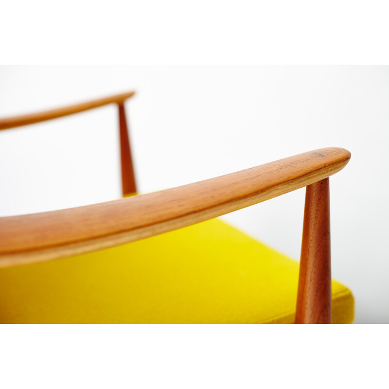 FD-146 Armchair by Peter Hvidt - 1950s