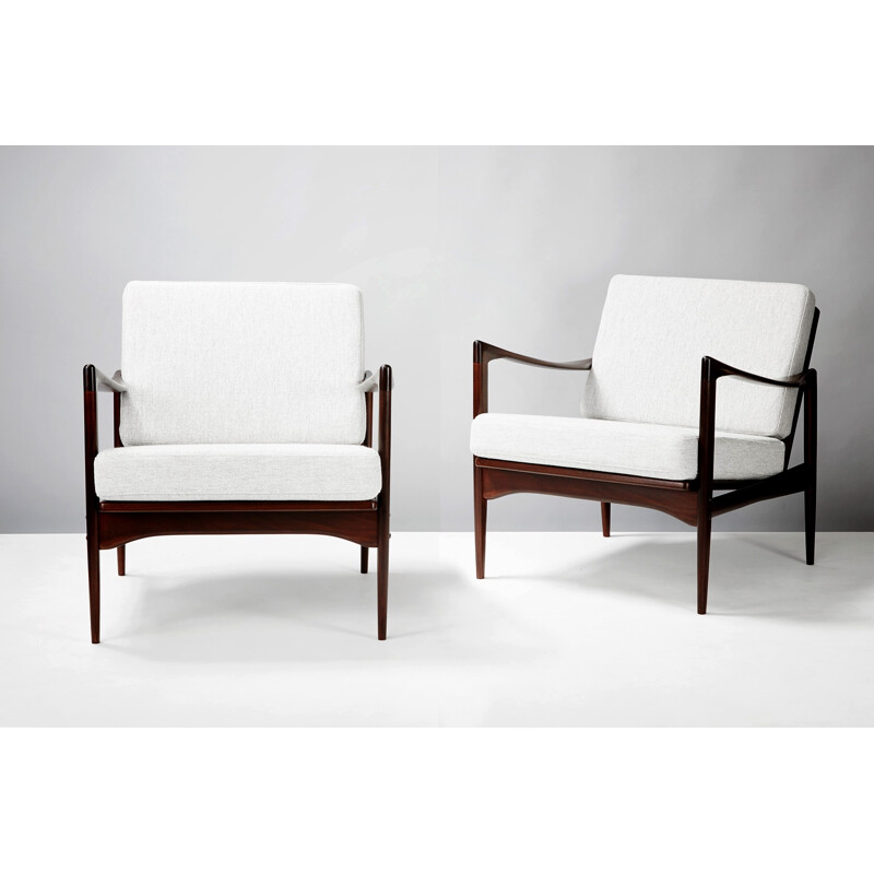 Pair of large white armchair by Ib Kofod-Larsen - 1960s