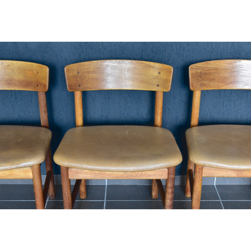 Set 4 leather and oak "3236" chairs by Børge Mogensen for Fredericia - 1950s