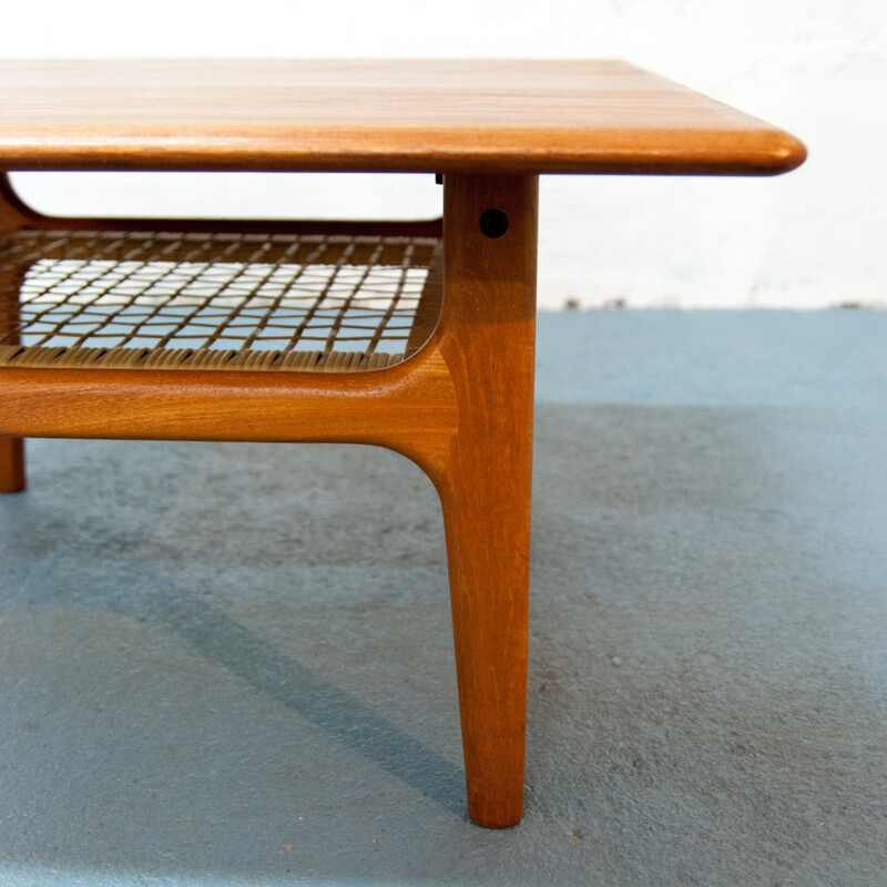 Table basse danoise carrée en bois - 1960