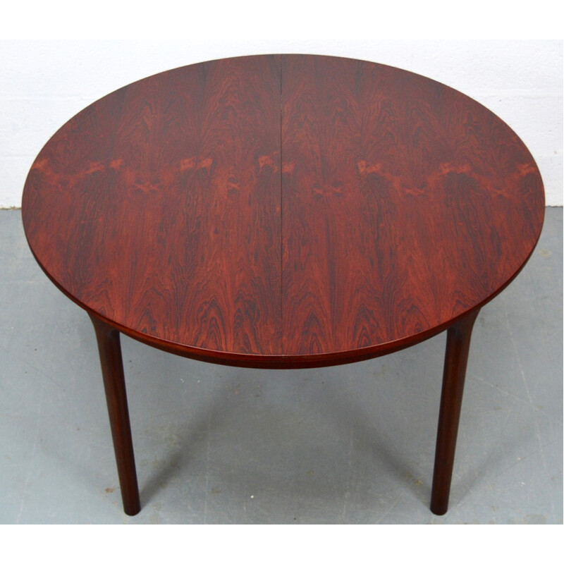 Mid-Century Rosewood Extendable Dining Table by McIntosh - 1960s