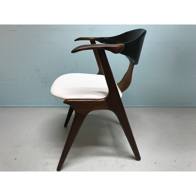 Fauteuil en corne de vache de L.van Teeffelen pour Awa - 1960