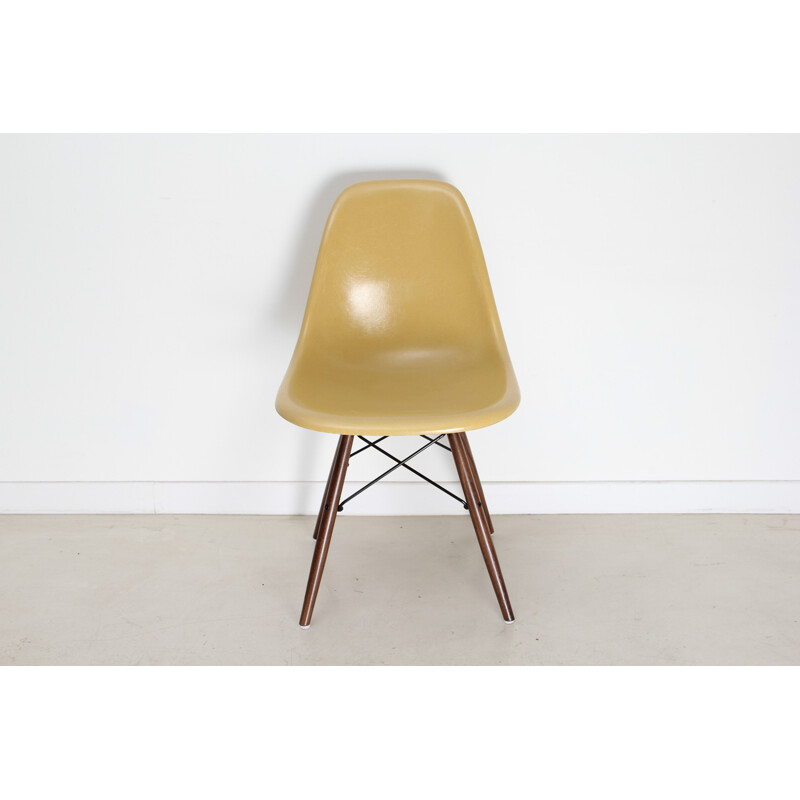 Ochre "DSW" chair, Charles & Ray EAMES - 1950s