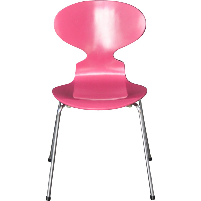 Suite de 4 chaises "3101" rose d'Arne Jacobsen pour Fritz Hansen - 1950