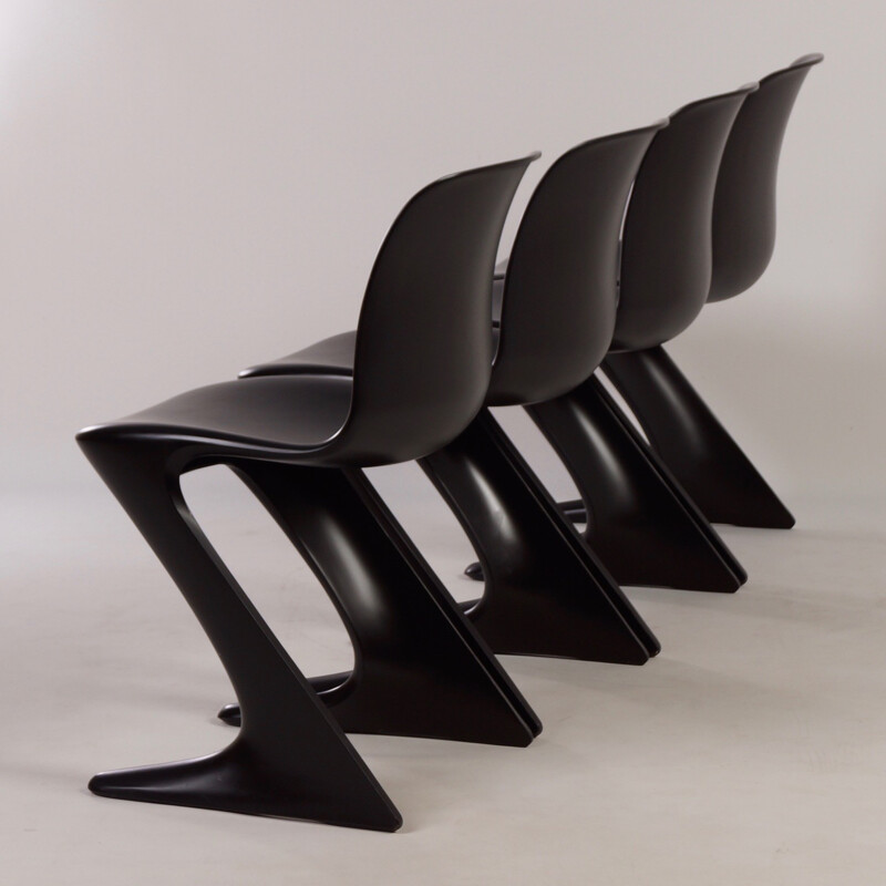 Suite de 4 chaises "Kangourou" d'Ernst Moeckl pour Horn - 1960