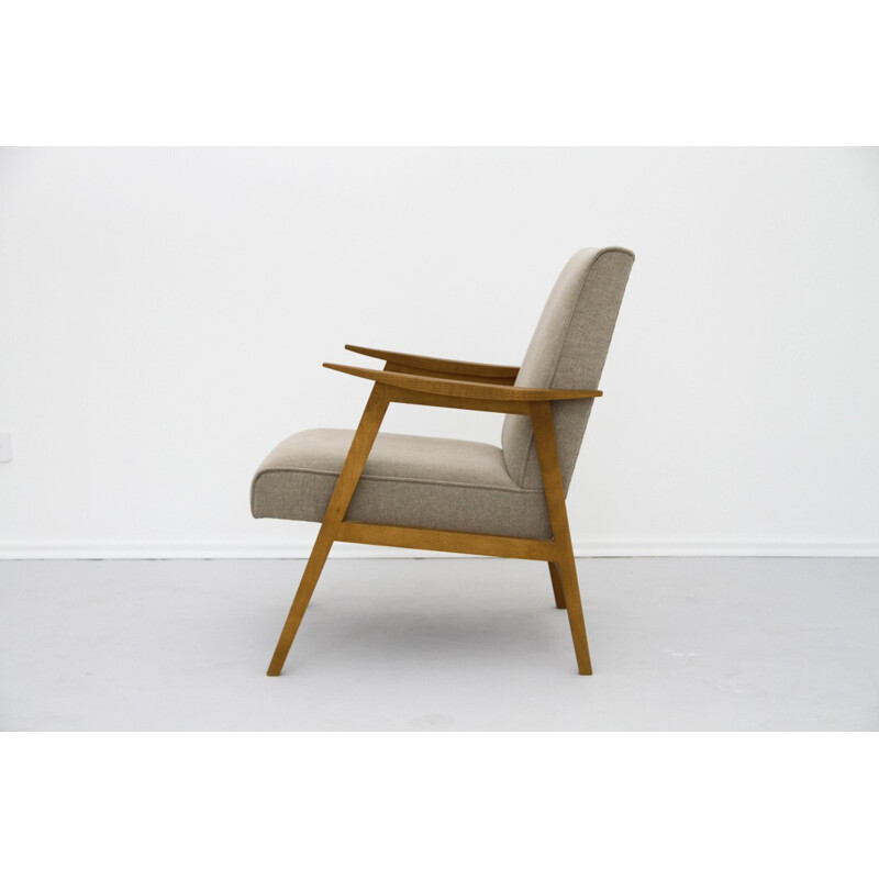 Fauteuil d'Europe de l'est vintage beige - 1960