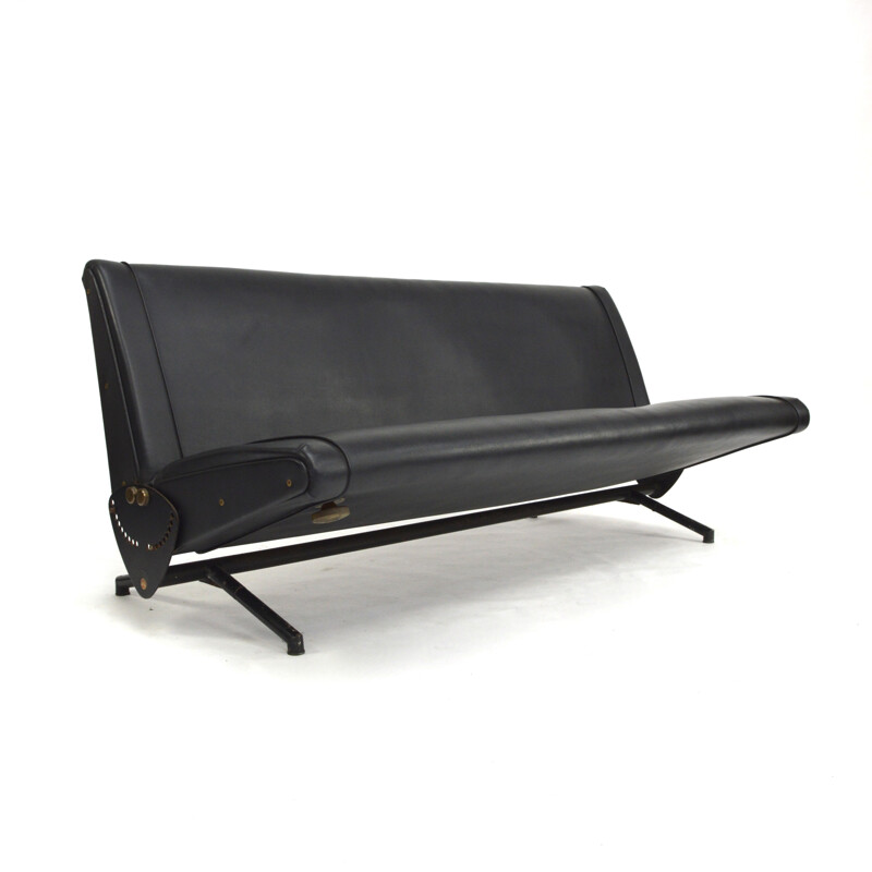 "D70" vintage sofa by Osvaldo Borsani for Tecno - 1950s