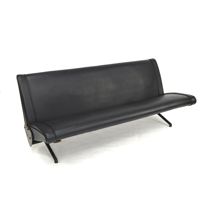 "D70" vintage sofa by Osvaldo Borsani for Tecno - 1950s