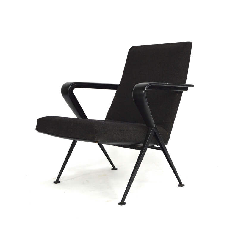 Schwarzer Vintage-Sessel von Friso Kramer, 1960