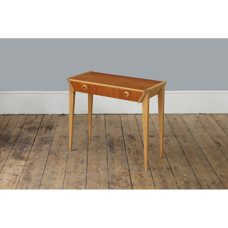 Vintage Danish side table in teak - 1960s