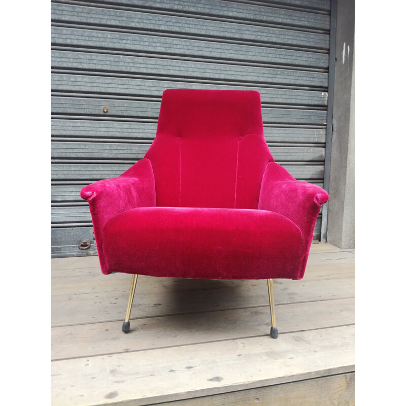 Paire de fauteuils vintage en velours rose de Guy Besnard - 1960