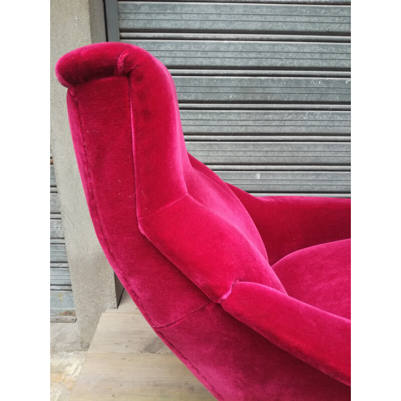 Pair of velvet pink armchairs by Guy Besnard - 1960s