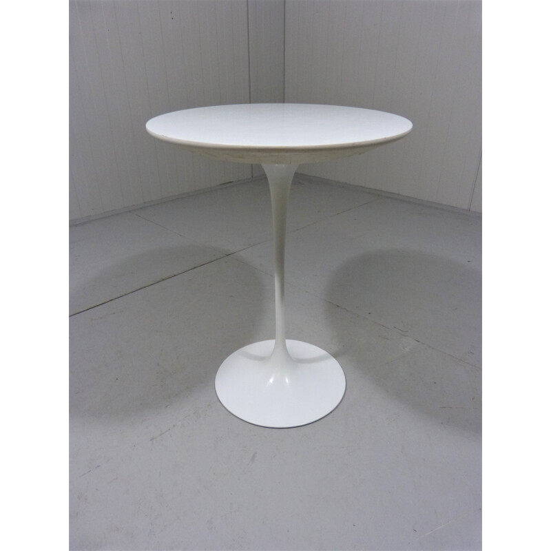 Oval "Tulip" Side Table by Eero Saarinen for Knoll - 1960s