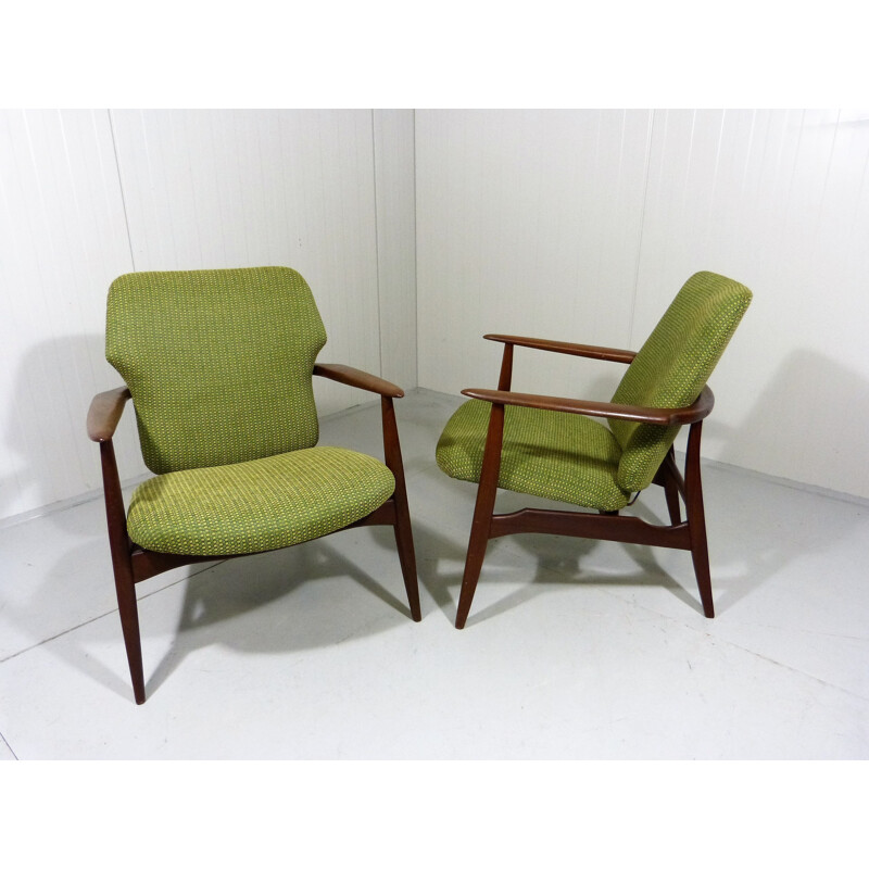 Paire de fauteuils lounge vert par Louis van Teeffelen pour WéBé - 1950