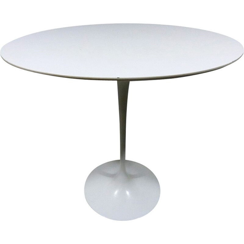 Oval "Tulip" Side Table by Eero Saarinen for Knoll - 1960s