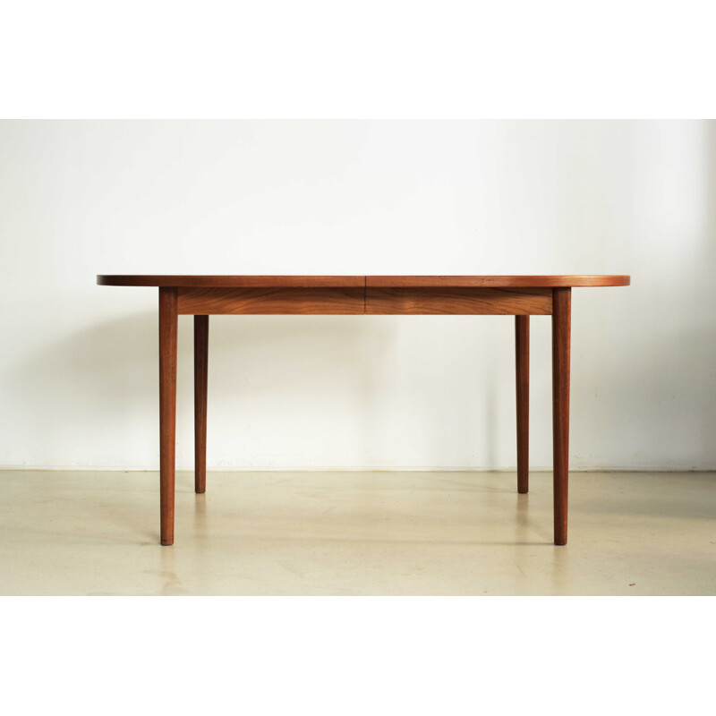 Scandinavian Extandable Table by Nils Jonsson for Hugo Troeds - 1960s