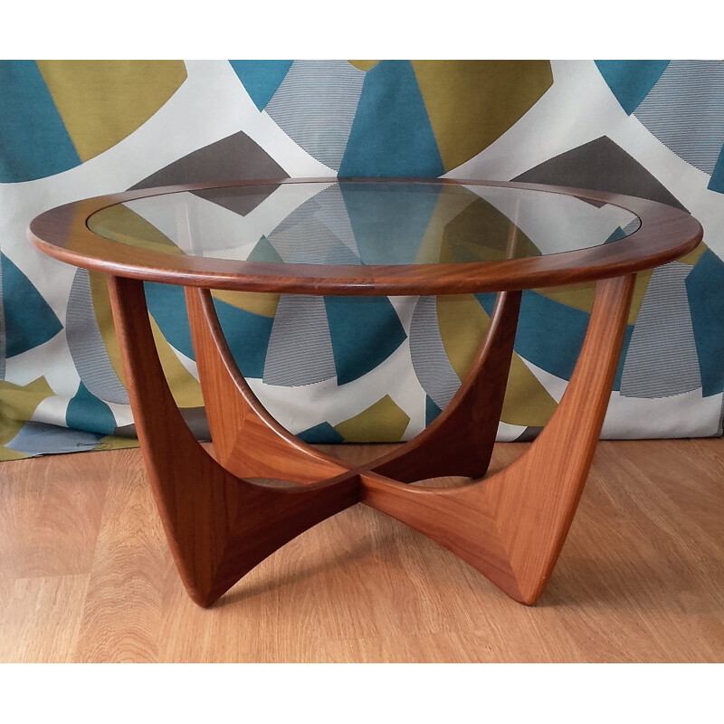 Round solid teak Astro coffee table by V. Wilkins for G-PLAN - 1960s