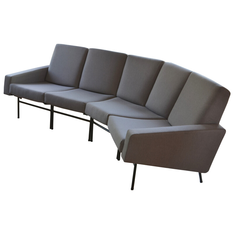 Grey curved sofa "G10", Pierre GUARICHE - années 50
